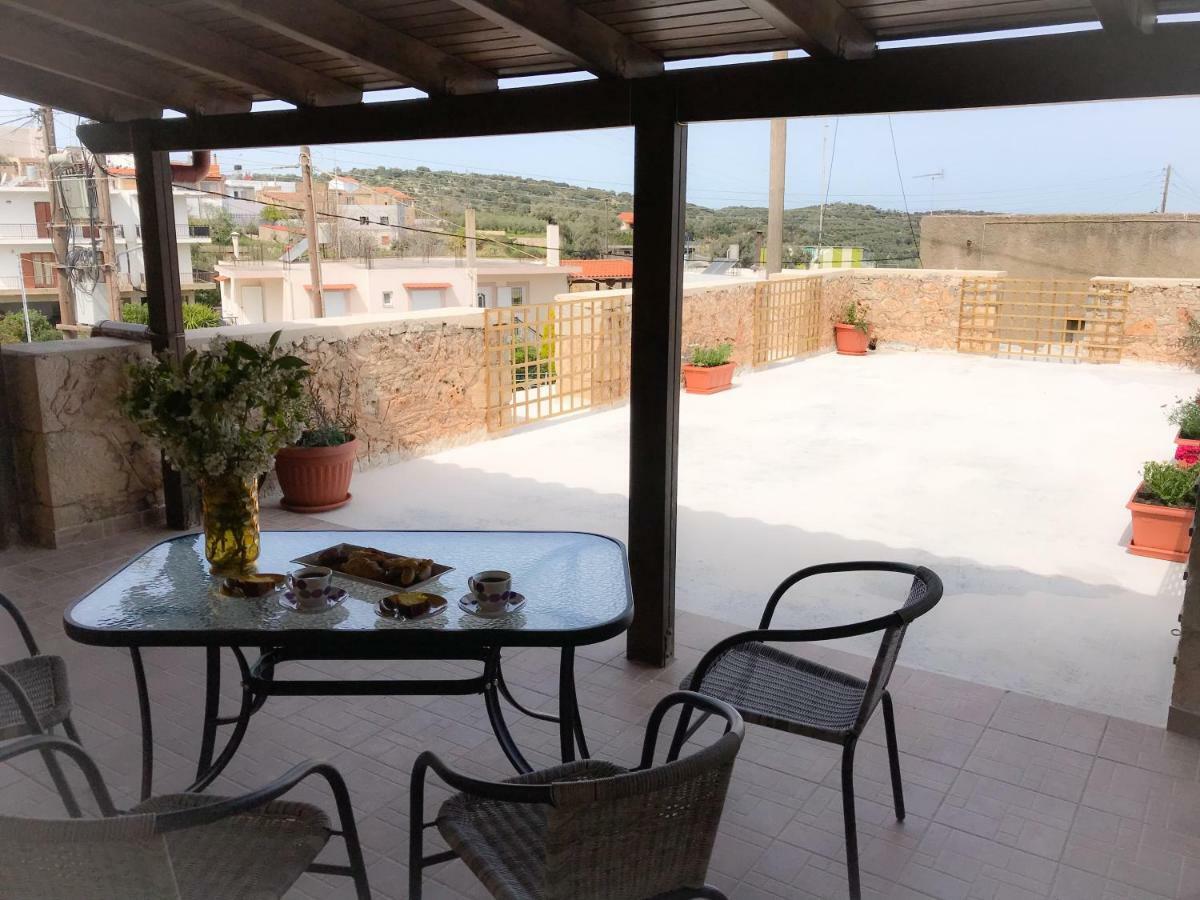 Antonia'S Home Alfa Village Екстериор снимка